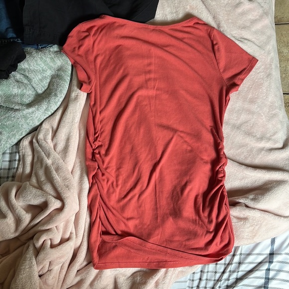 Casual Button Maternity Tee - Picture 2 of 4